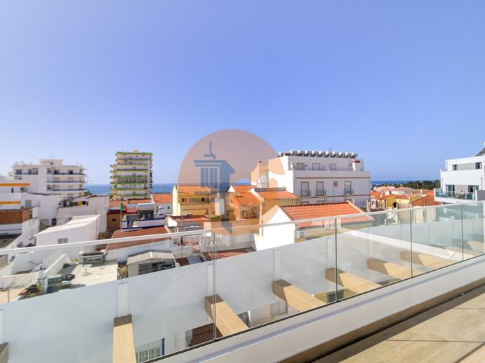 Image No.34-3 Bed Apartment for sale