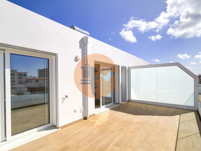 Image No.36-3 Bed Apartment for sale