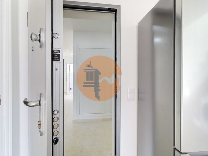 Image No.7-3 Bed Apartment for sale