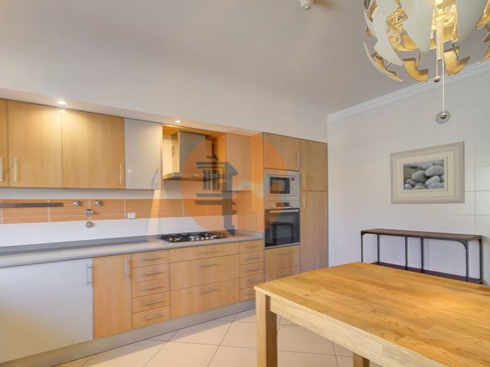 Image No.14-5 Bed House for sale