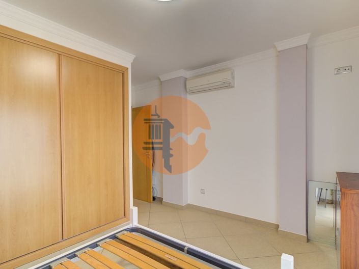 Image No.25-5 Bed House for sale