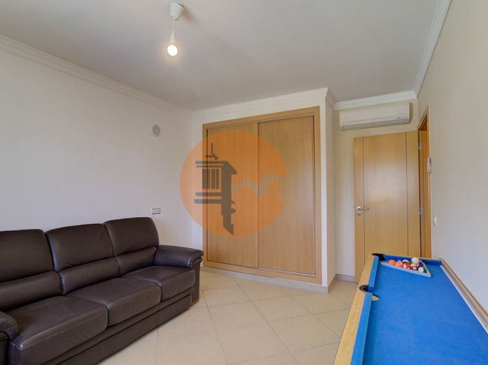 Image No.27-5 Bed House for sale