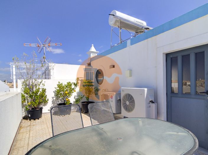 Image No.35-5 Bed House for sale