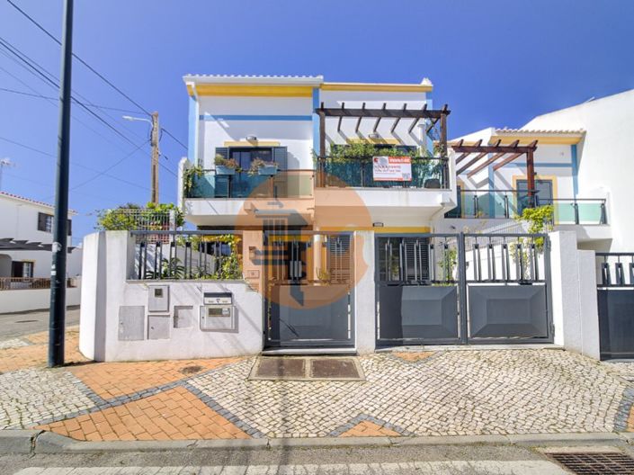 Image No.38-5 Bed House for sale