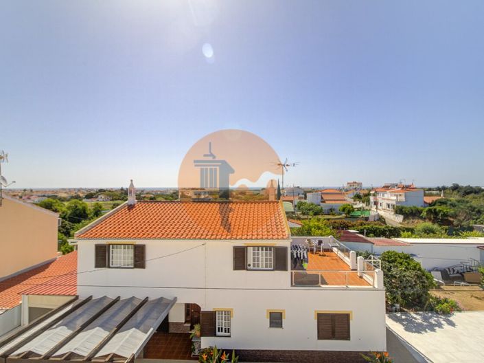 Image No.53-5 Bed House for sale