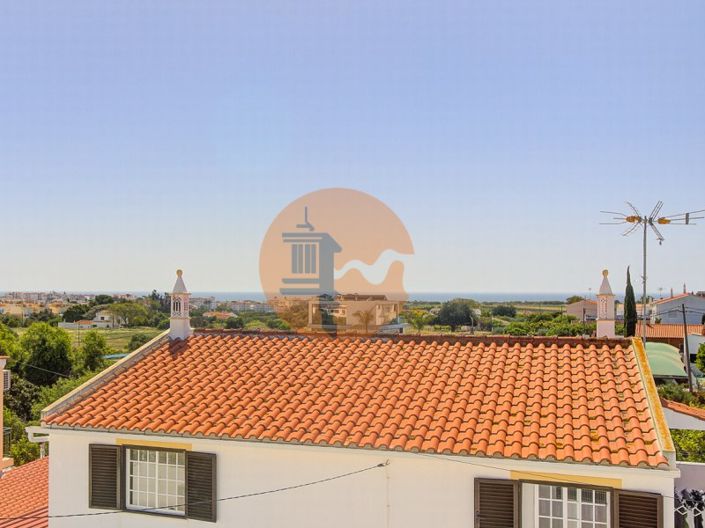 Image No.55-5 Bed House for sale