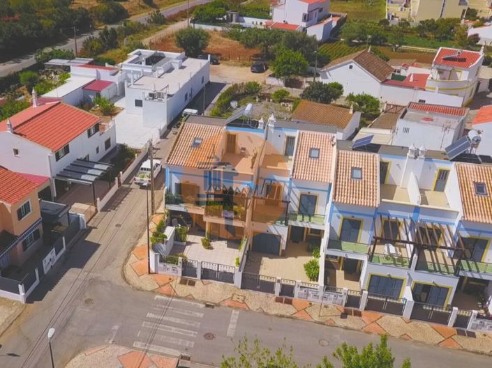 Image No.60-5 Bed House for sale