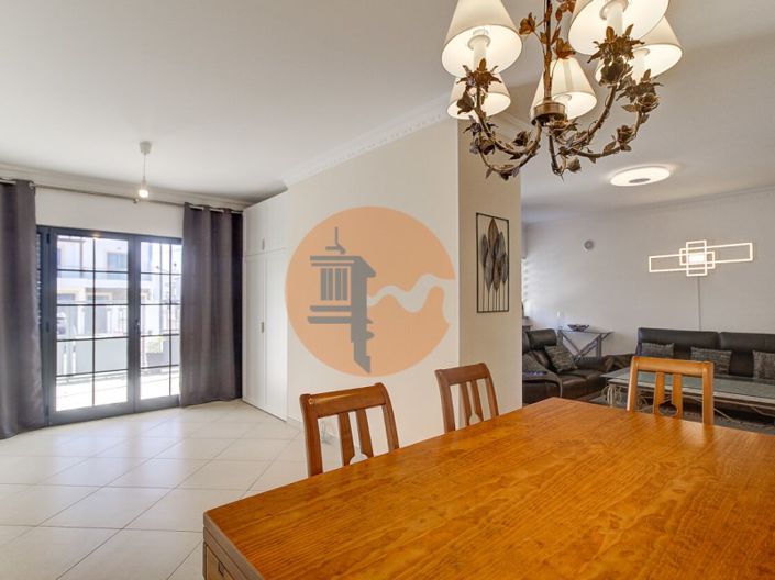 Image No.9-5 Bed House for sale