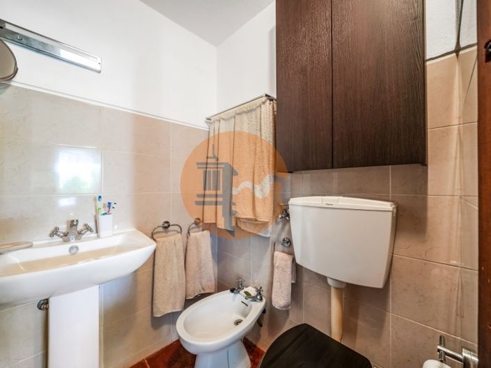 Image No.21-3 Bed House for sale
