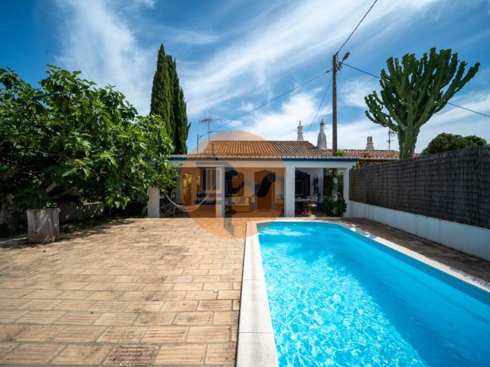 Image No.32-3 Bed House for sale