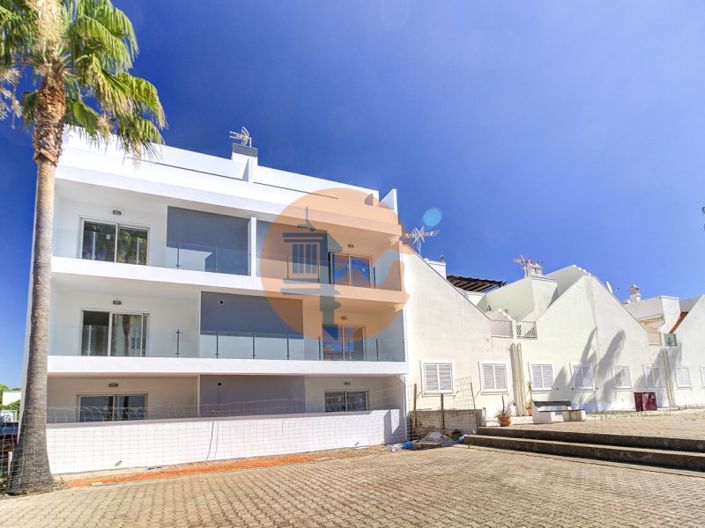 Image No.22-2 Bed Apartment for sale