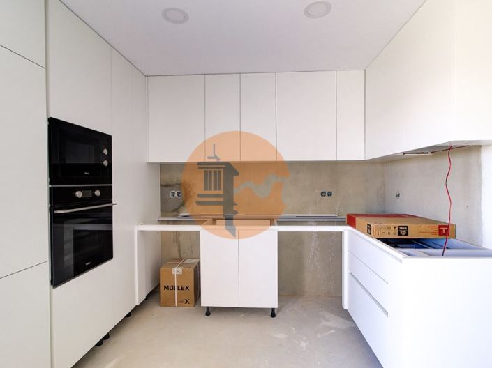 Image No.2-3 Bed Apartment for sale