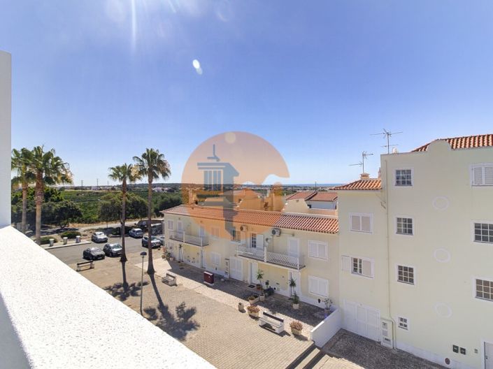 Image No.22-3 Bed Apartment for sale
