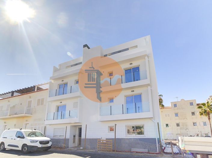 Image No.26-3 Bed Apartment for sale