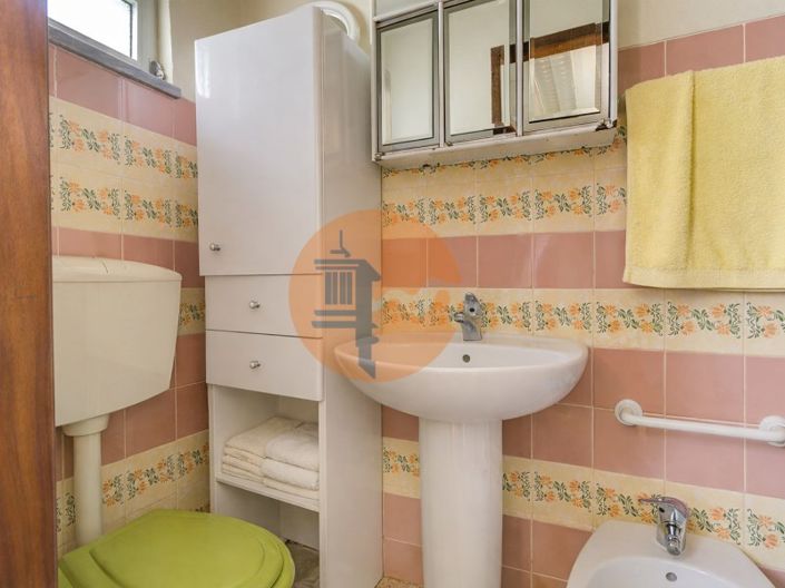 Image No.13-3 Bed House for sale