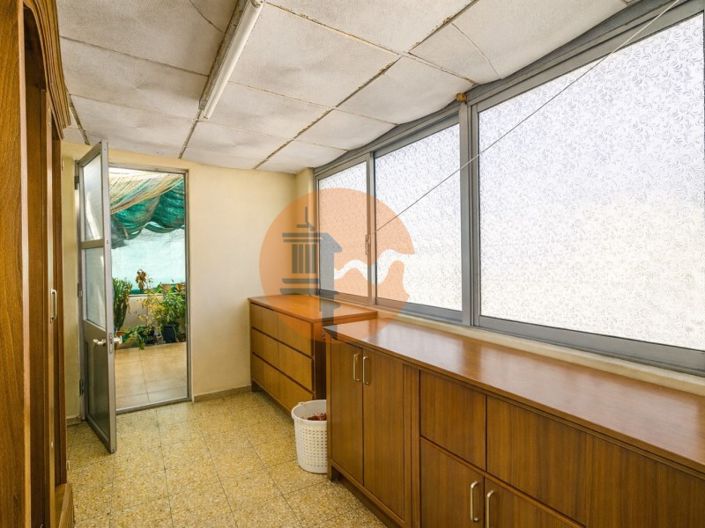 Image No.15-3 Bed House for sale