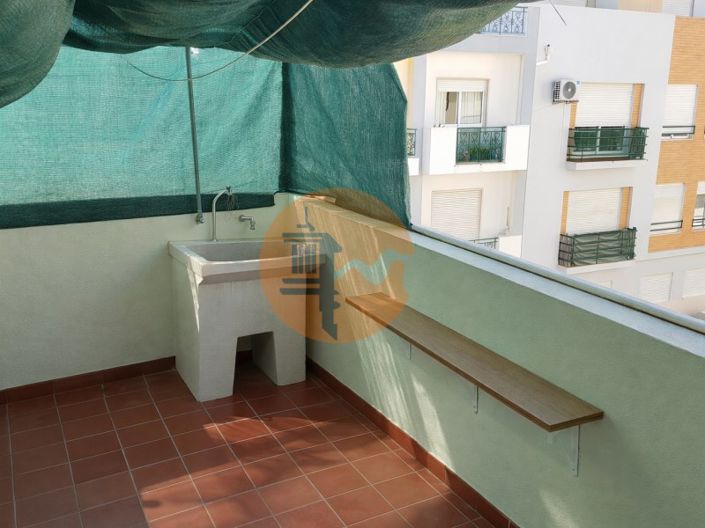 Image No.18-3 Bed House for sale