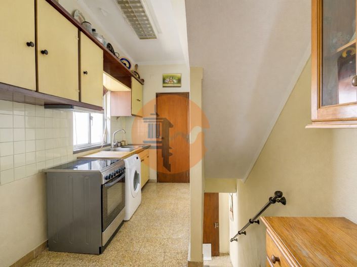 Image No.3-3 Bed House for sale