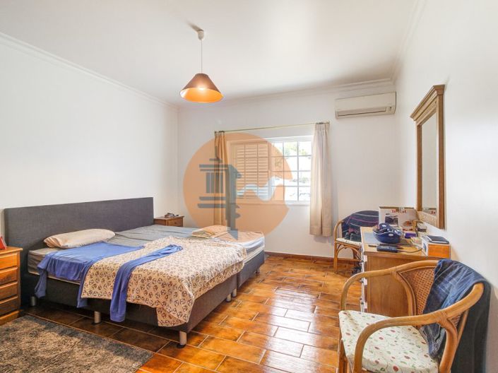 Image No.16-3 Bed House for sale