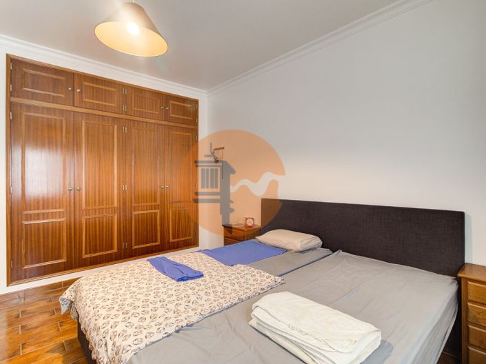 Image No.17-3 Bed House for sale