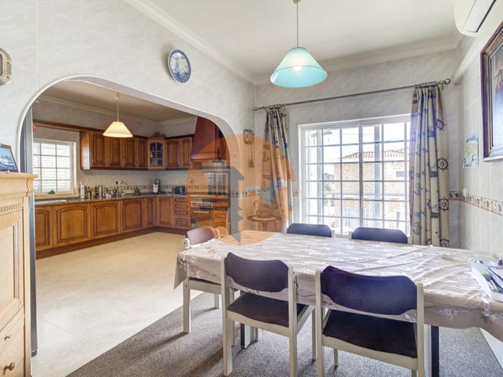 Image No.21-3 Bed House for sale
