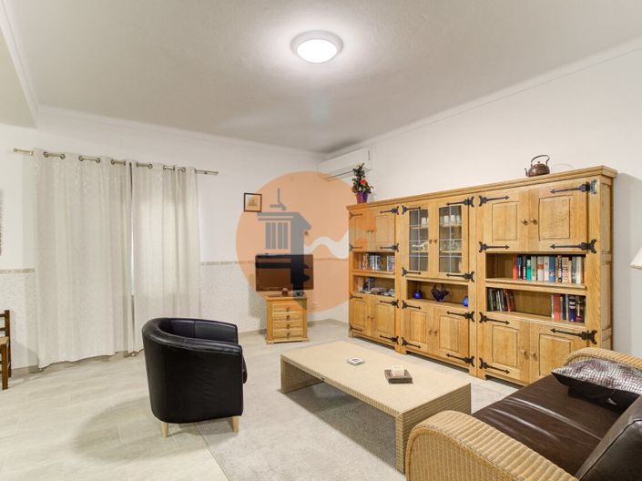 Image No.36-3 Bed House for sale