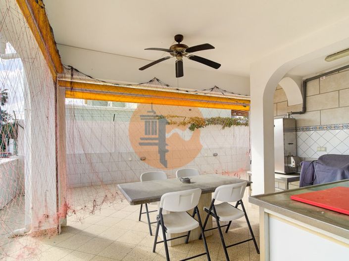Image No.51-3 Bed House for sale