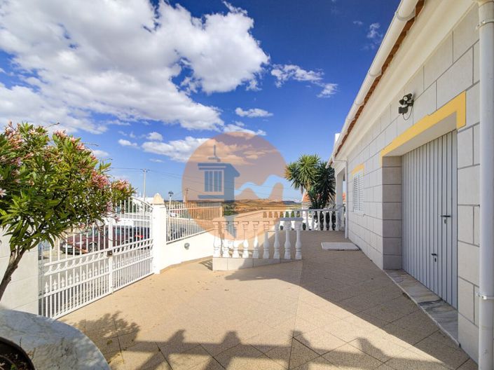 Image No.58-3 Bed House for sale