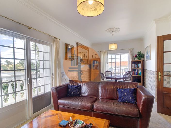 Image No.9-3 Bed House for sale
