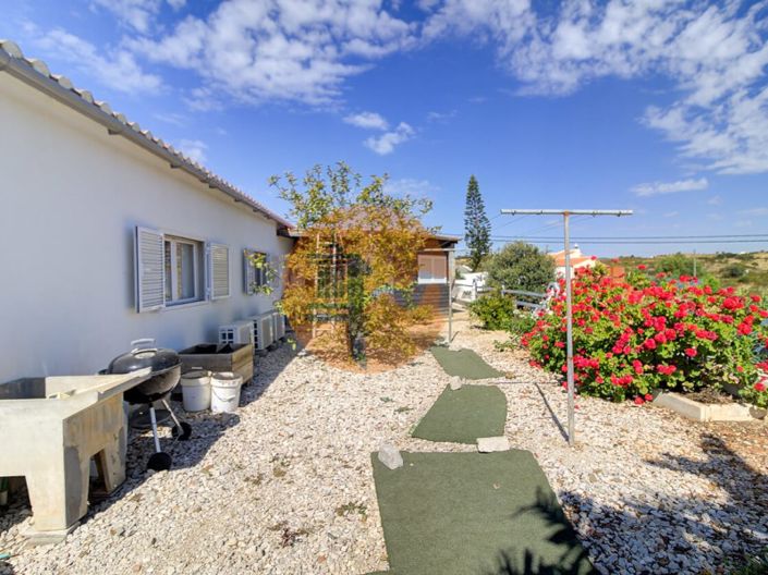 Image No.13-4 Bed House for sale