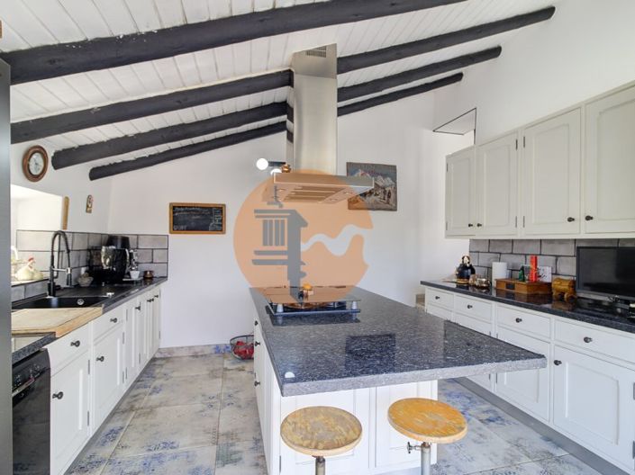Image No.32-4 Bed House for sale