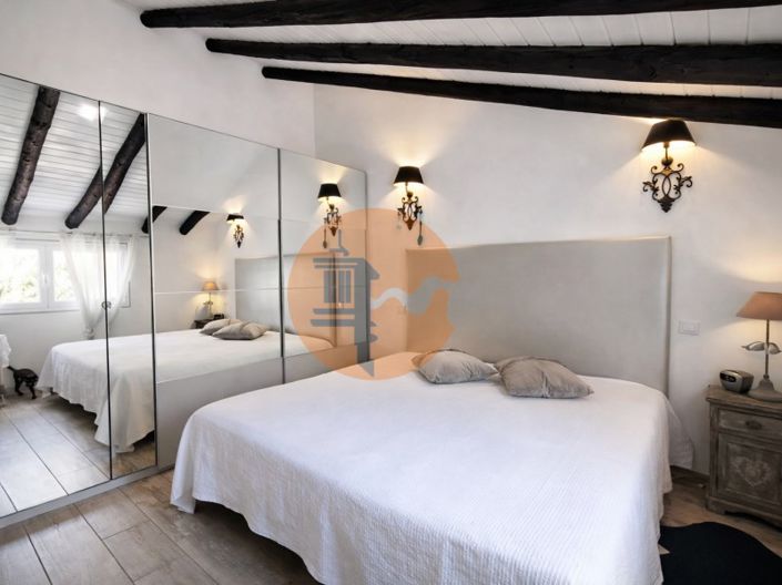 Image No.34-4 Bed House for sale