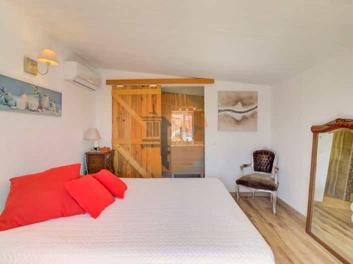 Image No.40-4 Bed House for sale