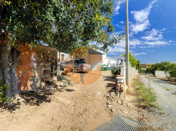 Image No.51-4 Bed House for sale