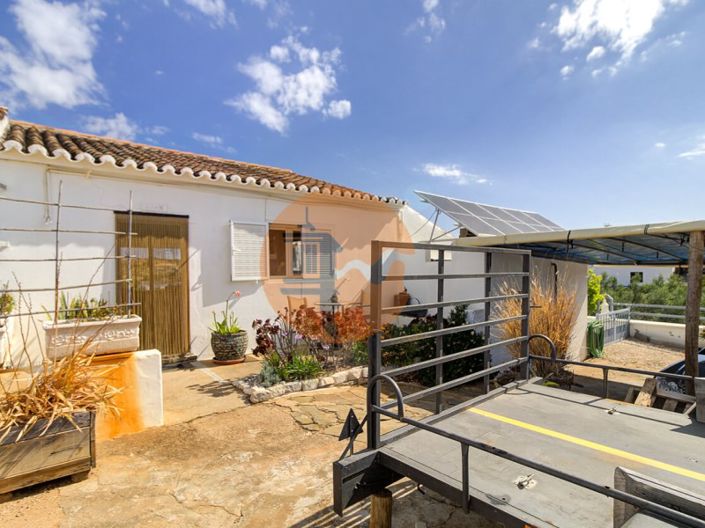 Image No.57-4 Bed House for sale