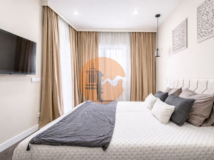 Image No.22-2 Bed Apartment for sale