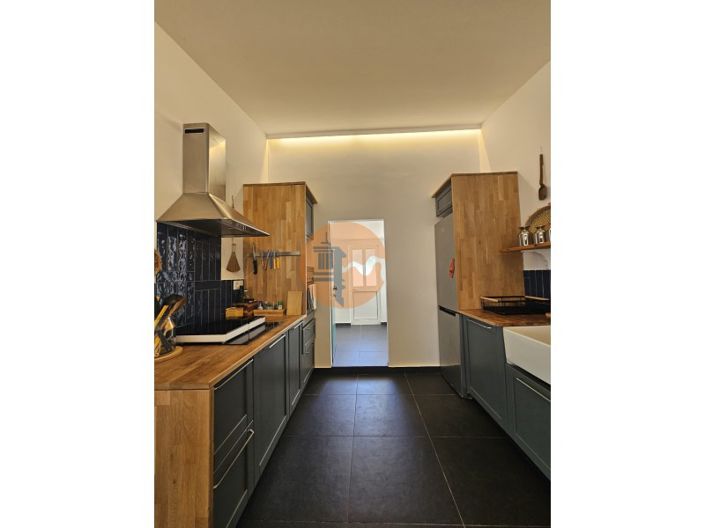 Image No.13-3 Bed House for sale