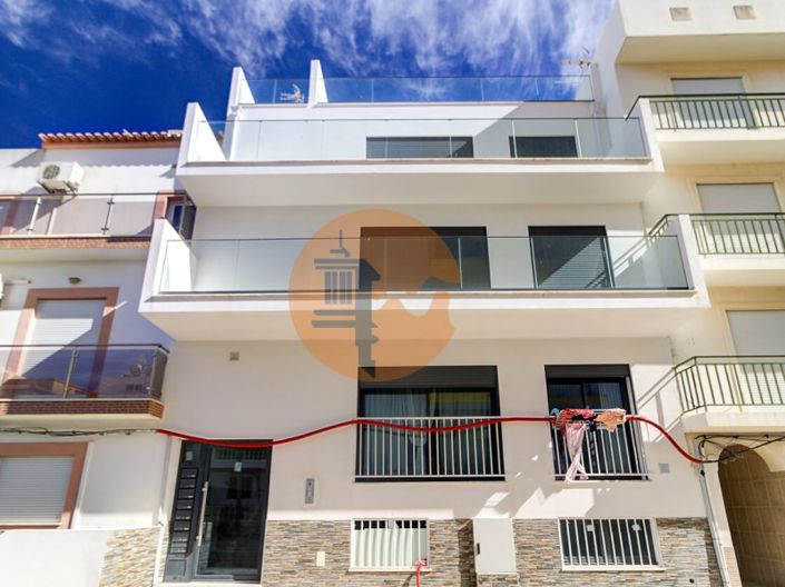Image No.43-1 Bed Apartment for sale