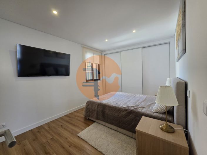 Image No.18-2 Bed Apartment for sale