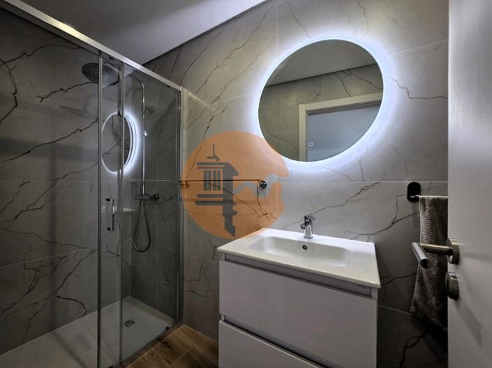 Image No.19-2 Bed Apartment for sale