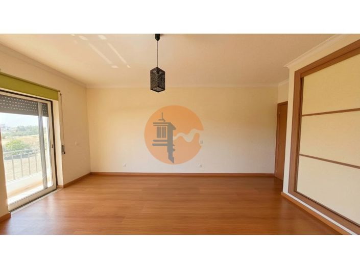 Image No.25-4 Bed Apartment for sale