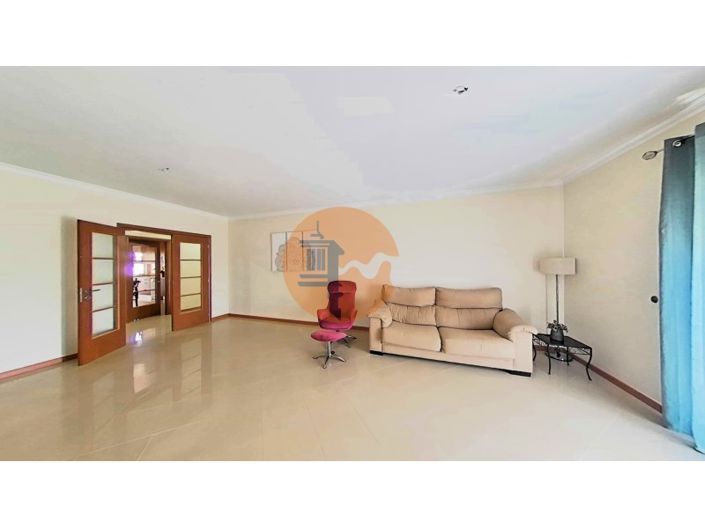 Image No.34-4 Bed Apartment for sale