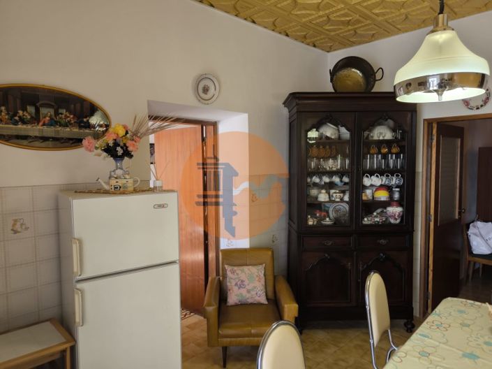 Image No.30-2 Bed House for sale