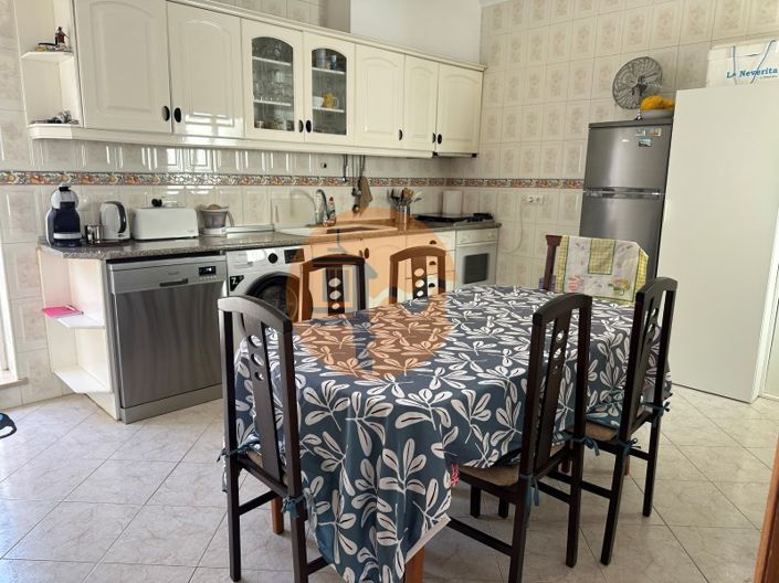 Image No.28-3 Bed House for sale