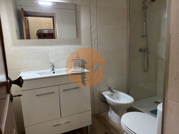 Image No.36-3 Bed House for sale