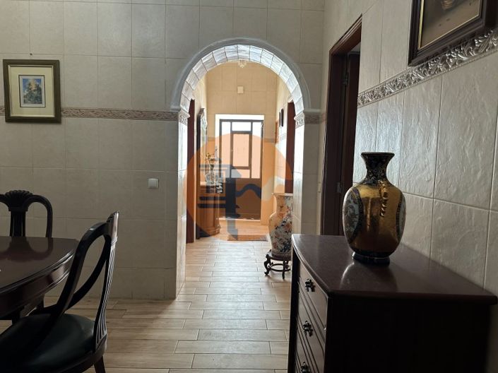 Image No.39-3 Bed House for sale