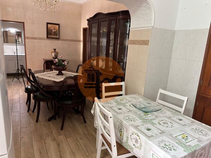 Image No.44-3 Bed House for sale