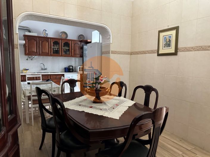 Image No.45-3 Bed House for sale
