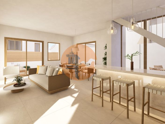 Image No.4-3 Bed House for sale