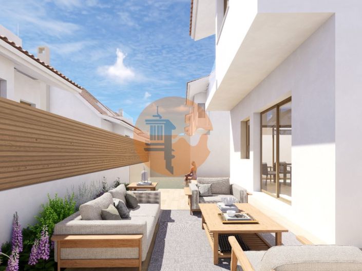 Image No.6-3 Bed House for sale